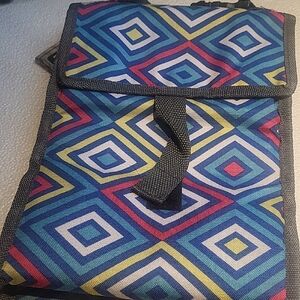 Geometric Patterned Blue and Black Lunch Bag